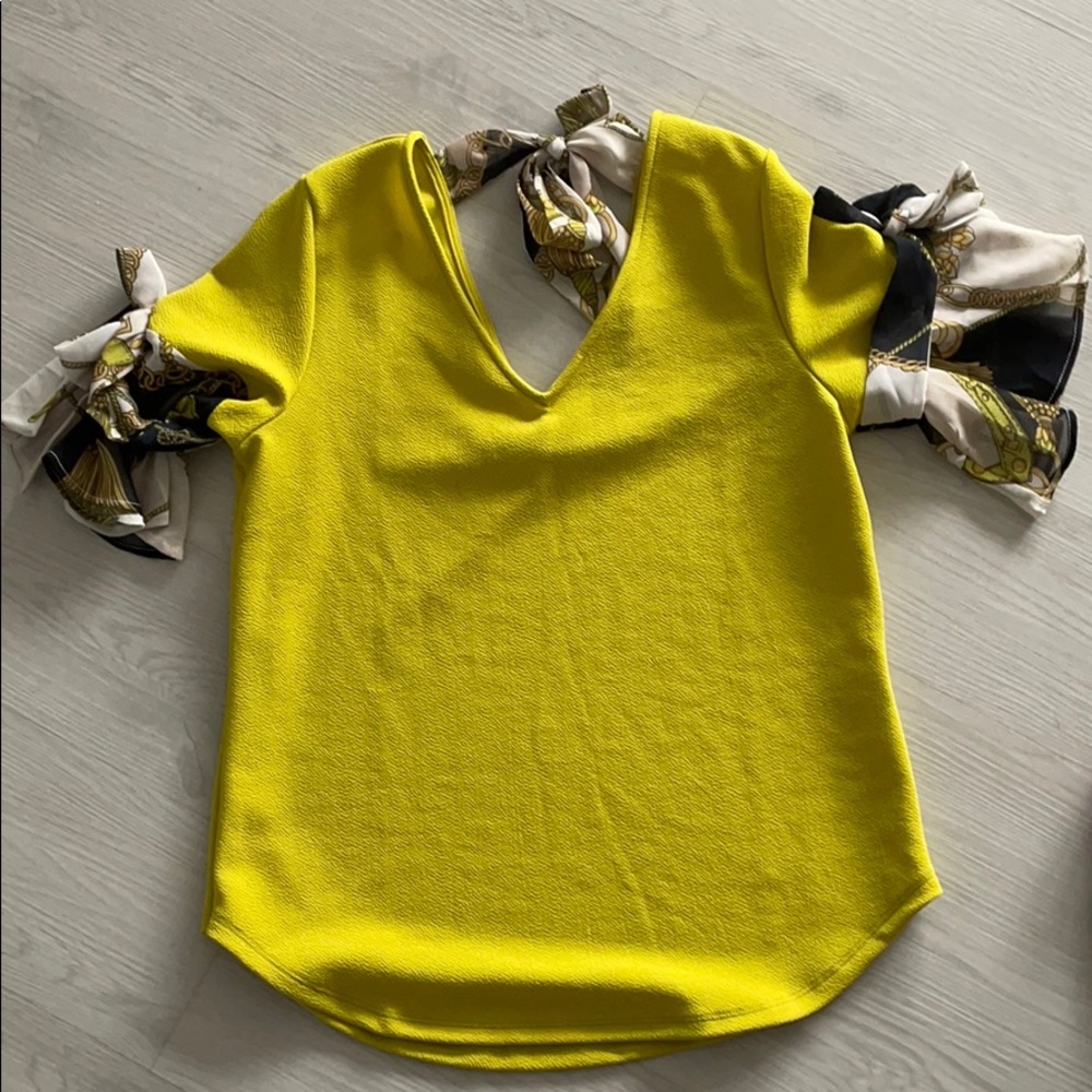 NY&Co Ruffle Top - Size XS